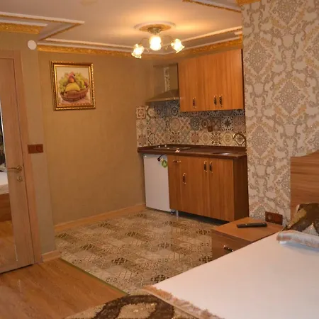La Casa 2*
