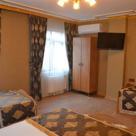 La Casa 2*
